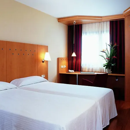 Catalonia La Maquinista Szálloda 4*