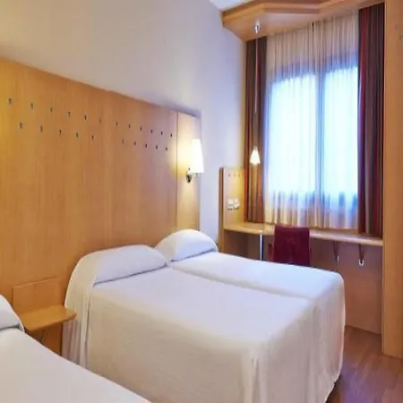 Catalonia La Maquinista Szálloda 4*